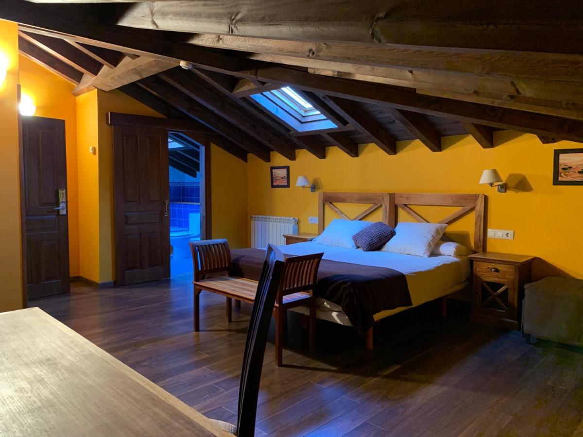 Hotel El Quintanal Bode Exteriör bild